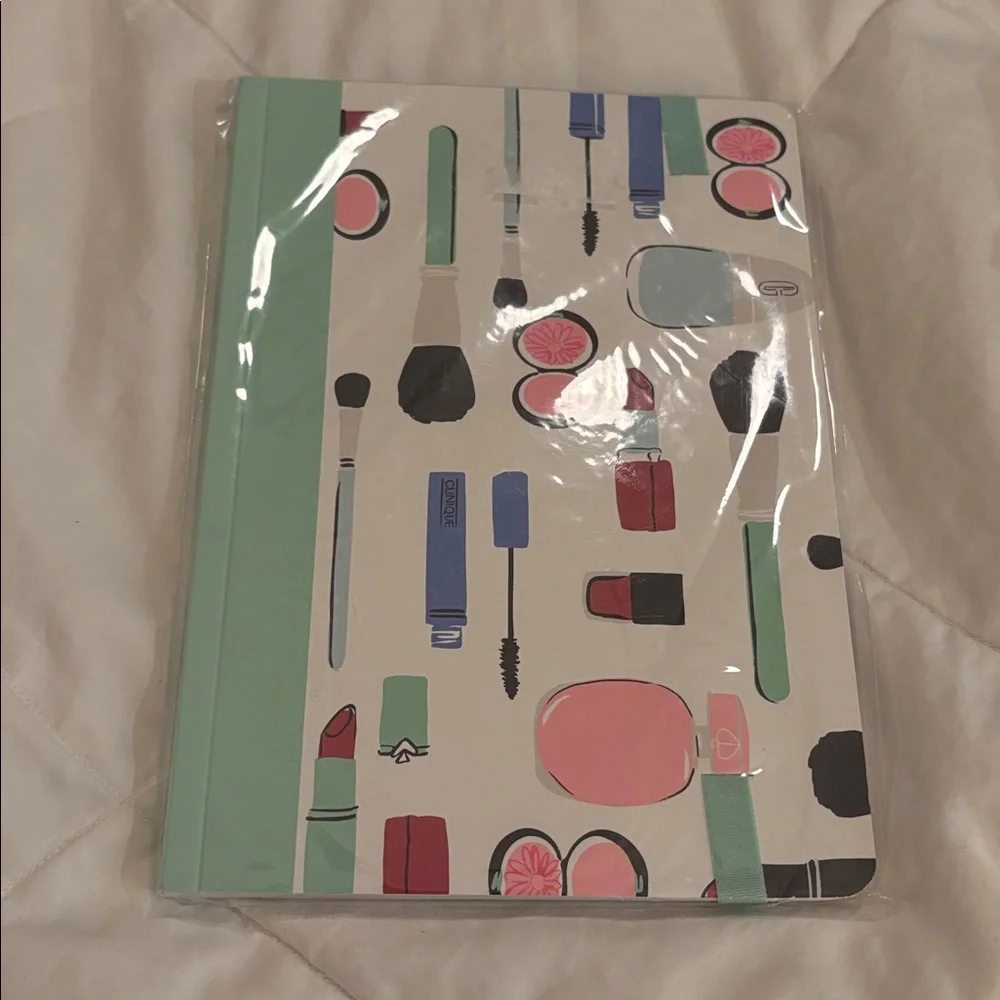 Kate‎ Spade Clinique Themed Makeup Notebook - Green, Red, Blue, Pink
